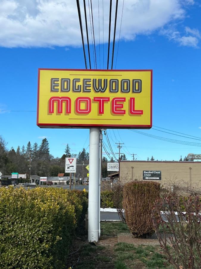 Edgewood Motel Willits Exterior photo